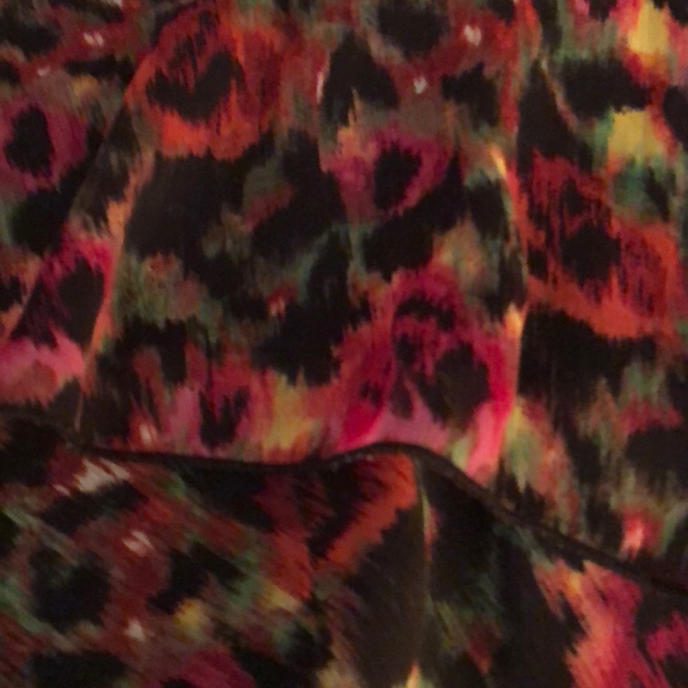 Ruffle tank - Picture 3 of 5